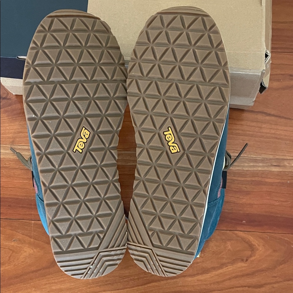 Women's Teva Highside '84 Mid Boots - Picture 4 of 5